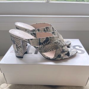 Schutz snake Rovane slide size 7B